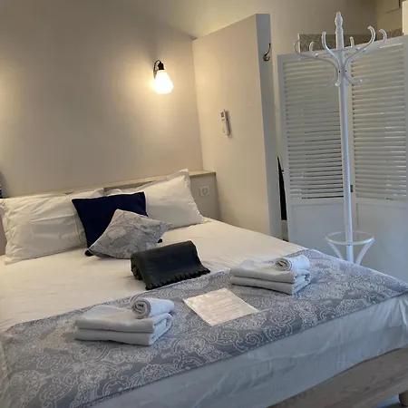 Maset Des Amandiers Guest house *