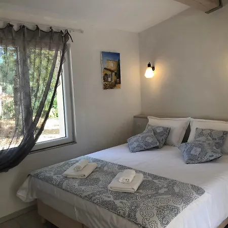 Guest house Maset Des Amandiers *